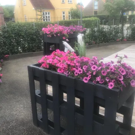 Den Lille Skole - Ferie Pa Aero I By شقة Marstal